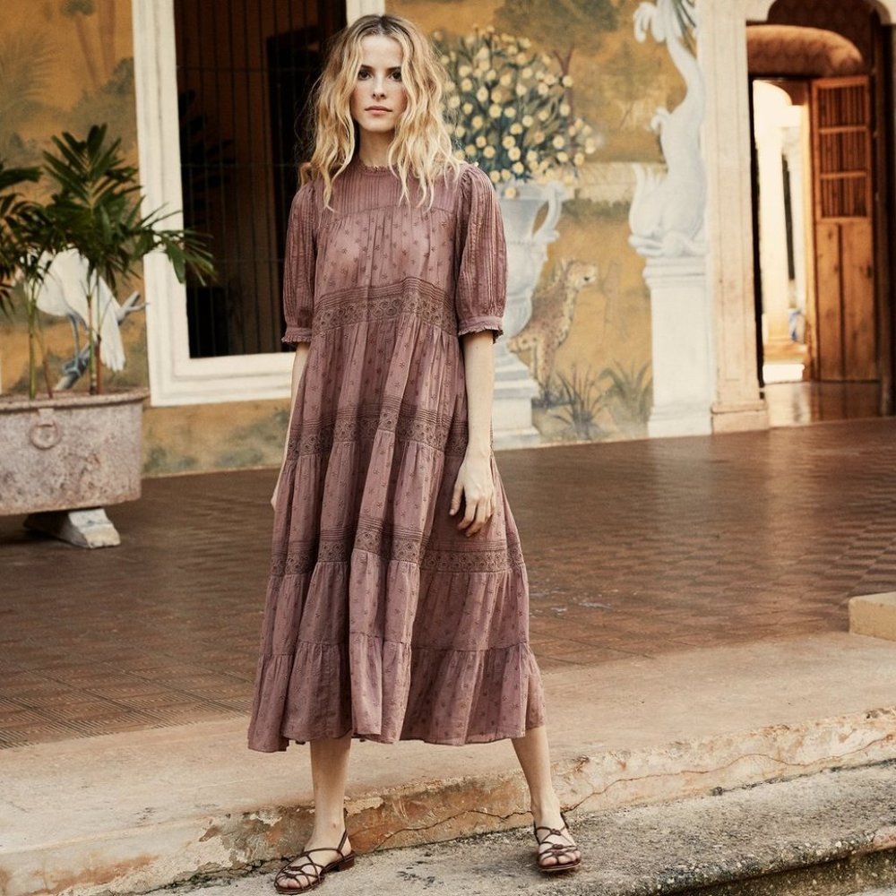ISO Doen Minetta Dress